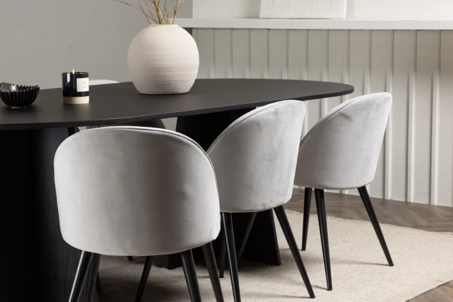 Ovaalne söögilaud Bootcut ja hallid Velvet toolid (6 istekohta, must MDF, hall samet, moodne disain), GR22860 – 11