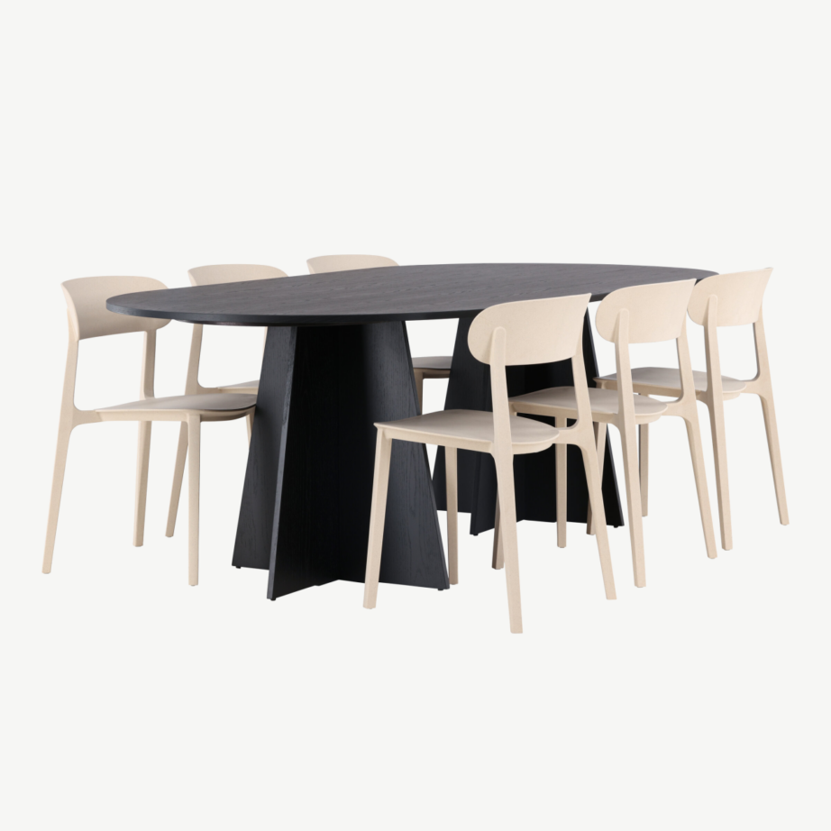 Ovaalne söögilaud Bootcut musta viimistlusega ja Åstol beežid toolid (230×115 cm), GR23287 – 3