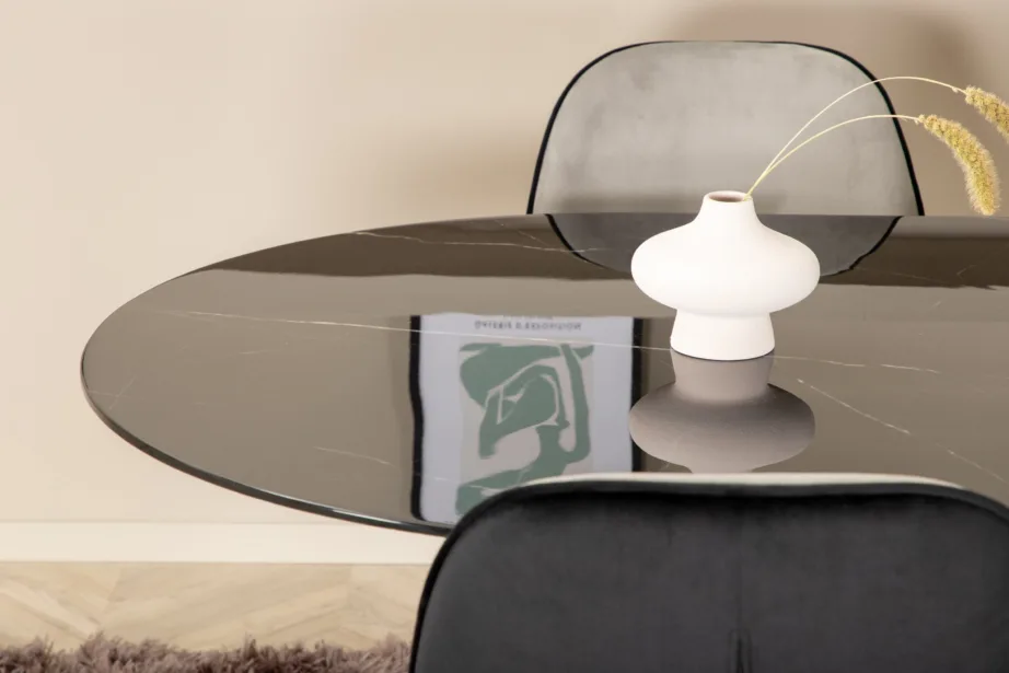 Ovaalne söögilaud Pillan musta klaaspinnaga + Emma velvetkattega tool (must/hall), GR22368 – 9