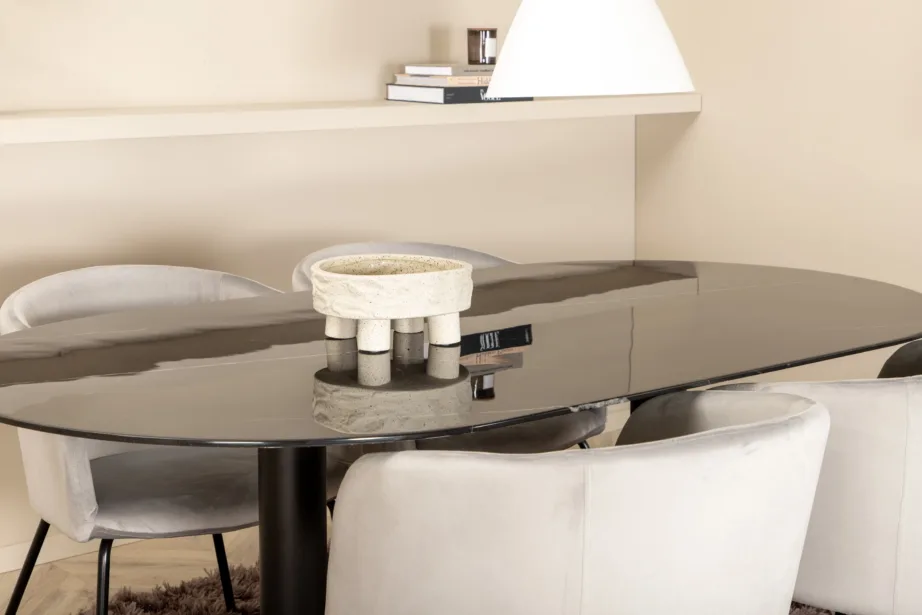 Ovaalne söögilaud Pillan musta klaasplaadiga ja sametkattega toolid Berit (helehall, 180×100 cm), GR22366 – 10