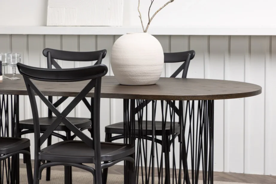 Ovaalne söögilaud Stone mokka tammepuuvineeriga ja Crosett mustad plastiktoolid, 220×100 cm, GR23038 – 9