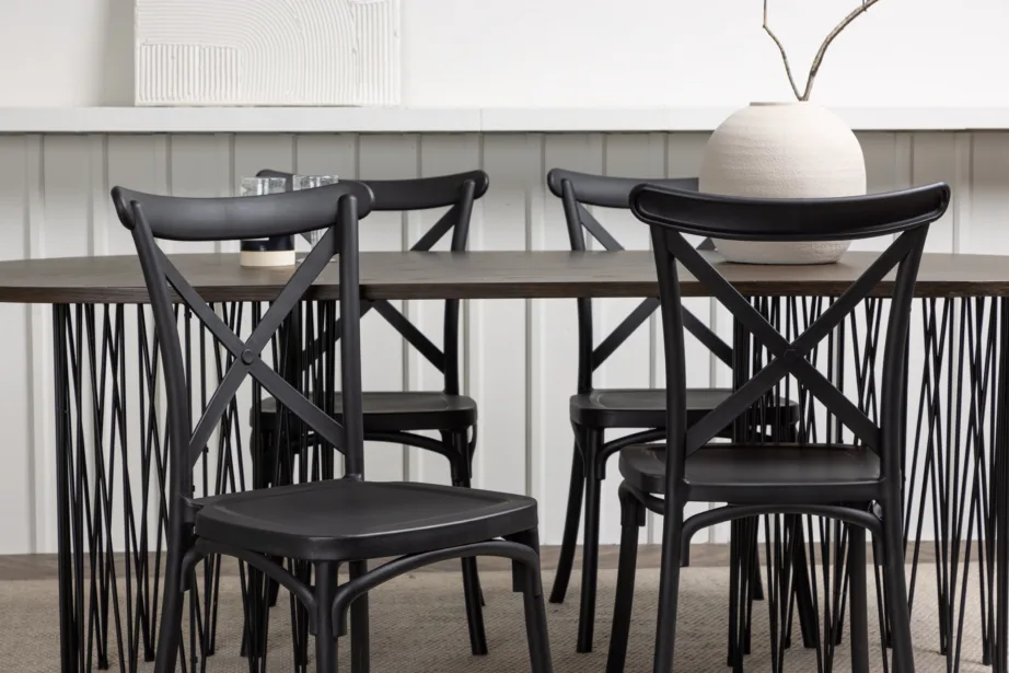 Ovaalne söögilaud Stone mokka tammepuuvineeriga ja Crosett mustad plastiktoolid, 220×100 cm, GR23038 – 10