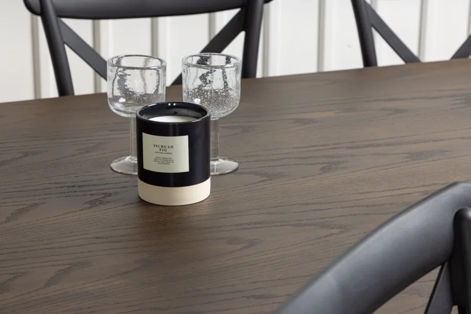 Ovaalne söögilaud Stone mokka tammepuuvineeriga ja Crosett mustad plastiktoolid, 220×100 cm, GR23038 – 11