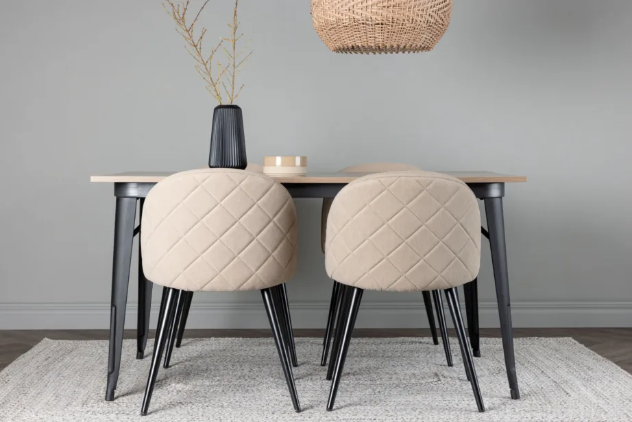 Pähklitooni söögigrupp Tempe – ristkülikukujuline laud ja polsterdatud beežid toolid, GR22923 – 10