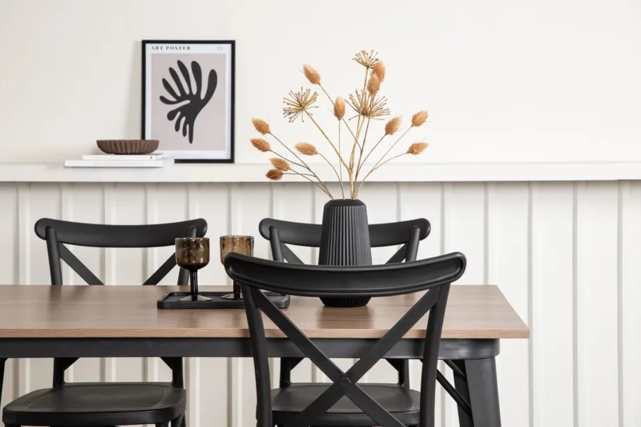 Pähkliviimistlusega ristkülikukujuline söögigrupi komplekt Tempe, 1 laud ja 4 musta Crosett tooli, GR22983 – 11