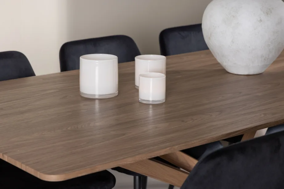 Piazza ristjalgadega mokkatooniline söögilaud ja 6 musta sametpolstriga Night tooli, GR24519 – 10