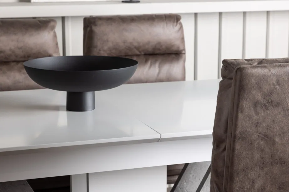 Pikendatav söögilauakomplekt Disa (valge/hall MDF) ja pruunid microfibre toolid Zizo, GR23590 – 7