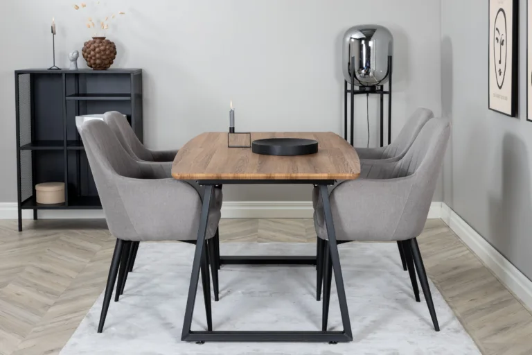 Pikendatav söögilaud Inca ja hallid Comfort toolid (tammetoon, must metallraam) - GR24053