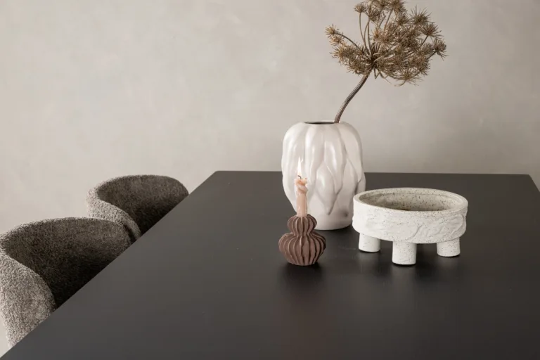 Põhjamaine söögilauakomplekt Vail (must MDF laud, 6 beeži buklee tooli) - GR22971