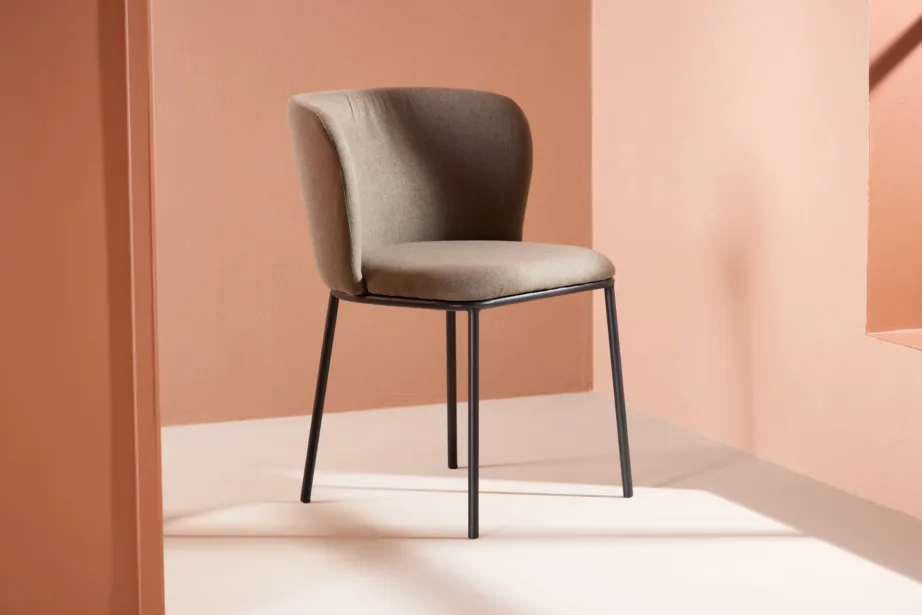 Pruun polüesterlinane söögitool musta terasraamiga Edina, 61919-103 – 8