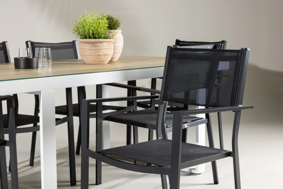 Ristkülikukujuline aiakomplekt Merlo kuue musta Copacabana tooliga (valge klaaspinnaga laud, alumiinium), GR24322 – 10