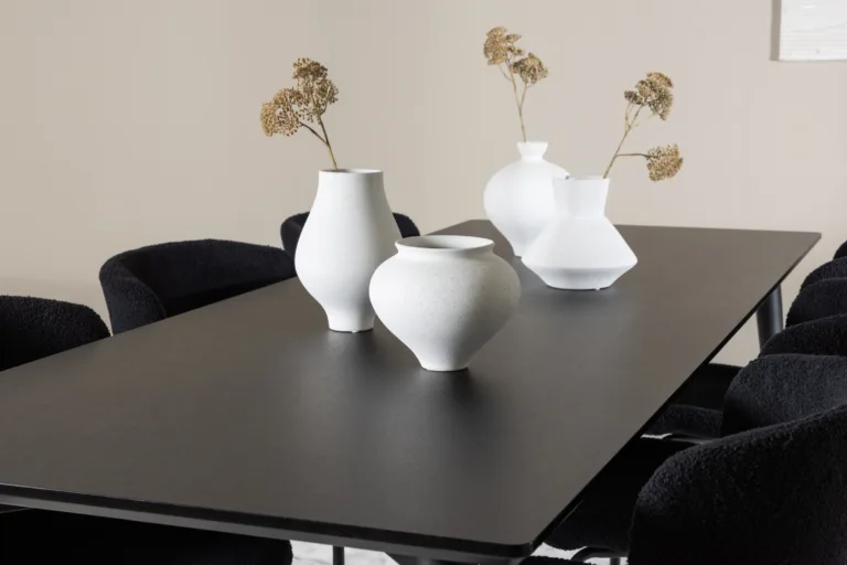 Ristkülikukujuline must söögilaua komplekt: Ellis laud 230 × 85 cm ja 8 Modesto buklee-kangaga tooli - GR24604