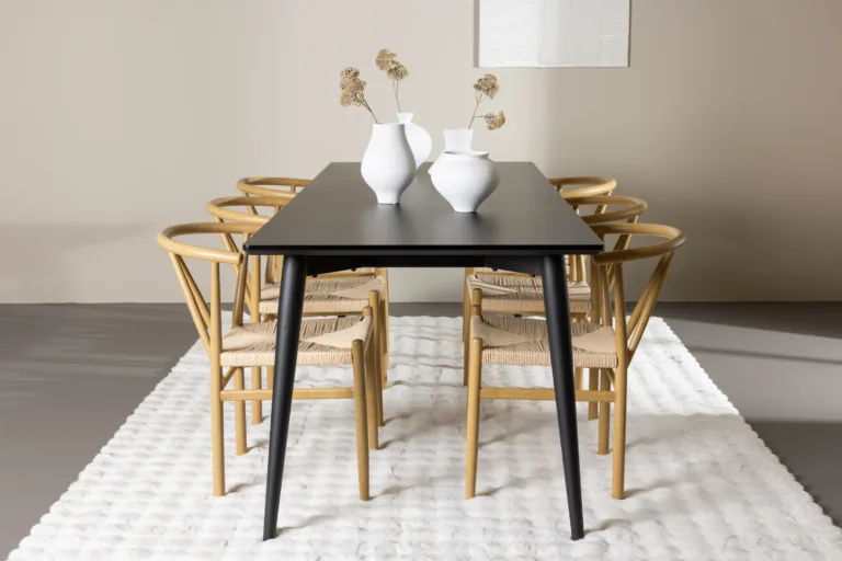Ristkülikukujuline must söögilauakomplekt Ellis 230×85 cm ja 6 naturaalset rattanpunutisega Alfons tooli - GR24601