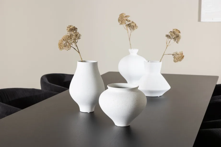 Ristkülikukujuline must söögilauakomplekt: MDF lauaplaat 230×85 cm ja 6 polüesterbukleekattega tooli (Ellis, Berit), GR24607 – 10