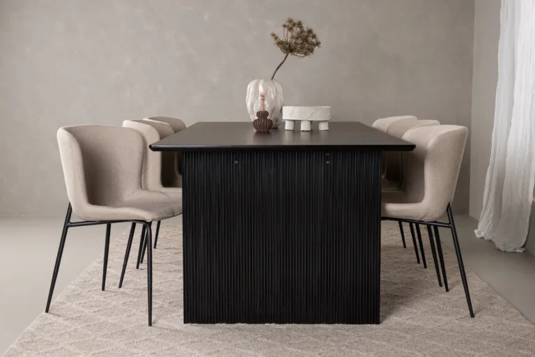 Ristkülikukujuline söögilauakomplekt Vail, must MDF, 6 polsterdatud bouclé-tooli - GR22972