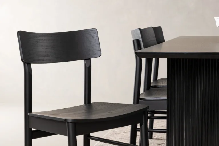 Ristkülikukujuline söögilauakomplekt Vail (must MDF, 6 tooli) - GR22973