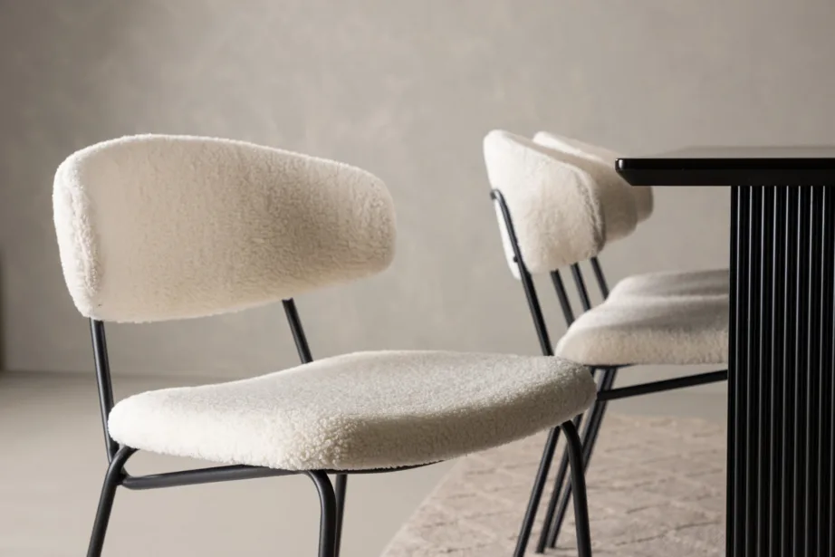 Ristkülikukujuline söögilauakomplekt Vail (must MDF laud ja valged bukleekangast toolid), GR22964 – 10