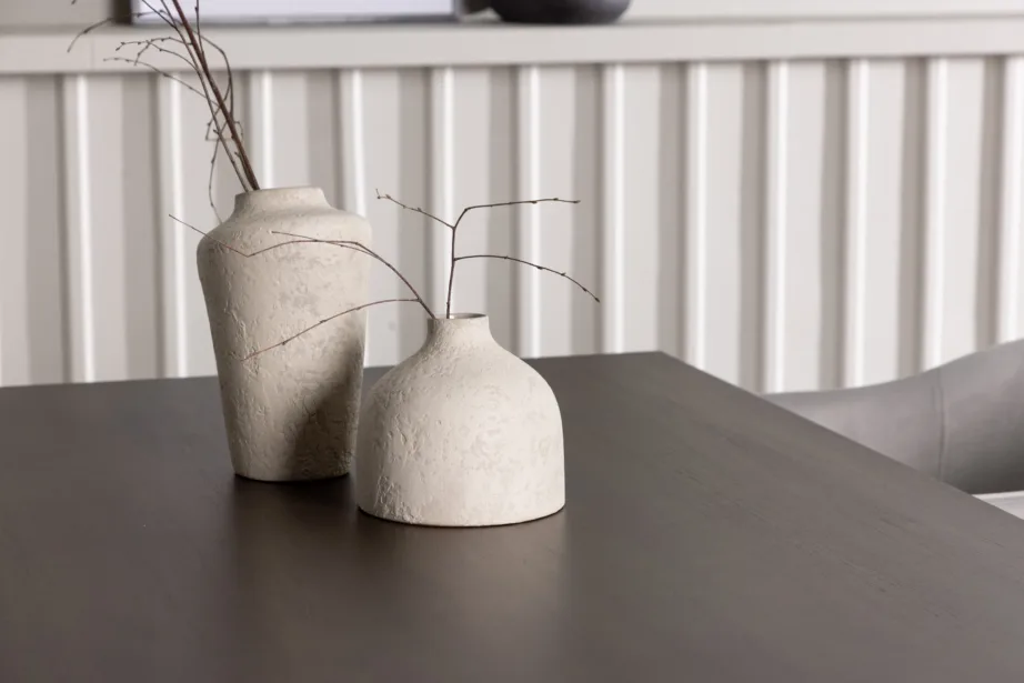 Ristkülikukujuline söögilaud Kaseindon ja hall velvetkattega söögitool Evelina (tumepruun MDF, kummipuit, must teras), GR23865 – 7