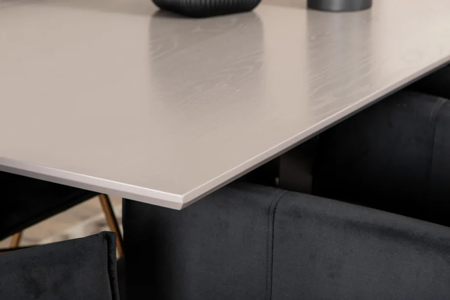 Ristkülikukujuline söögilaud Piazza ja 6 musta sametist Petra tugitooli (MDF, vasksete jalgadega), GR22265 – 8