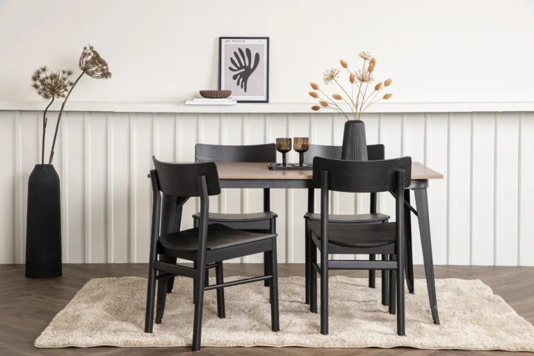 Ristkülikukujuline söögilaud Tempe ja neli musta Montros tooli (pähkel/MDF, must kask) - GR22988