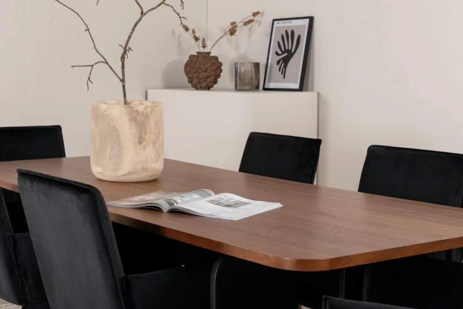 Ristkülikukujuline söögilaud Uno (pähklispoon, must metall) kuue musta velvetkattega Petra tooliga, GR22399 – 9