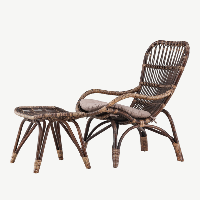 Rotangist lounge-tugitool tumbaga, tume pähkel, pehme beež padi (Ella) - 7109-101