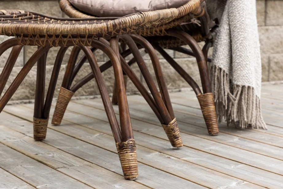 Rotangist lounge-tugitool tumbaga, tume pähkel, pehme beež padi (Ella), 7109-101 – 14