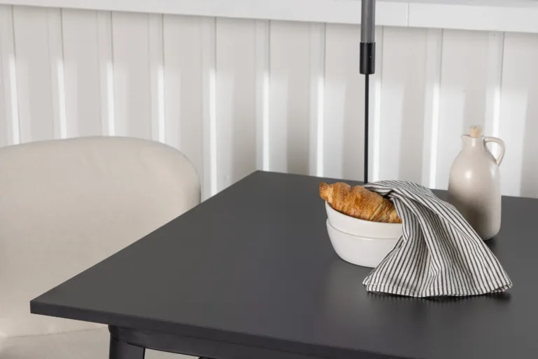 Skandinaavia stiilis söögilaud Tempe ja tool Lilja (must MDF, beež kangas) - GR23889