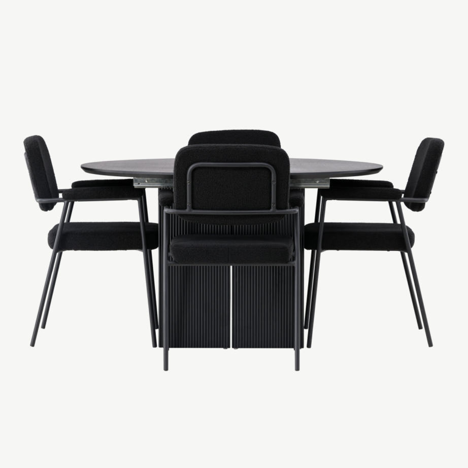 Skandinaavia stiilis ümmargune söögilaud Matilda ja mustad polsterdatud toolid Yesterday, GR23540 – 2