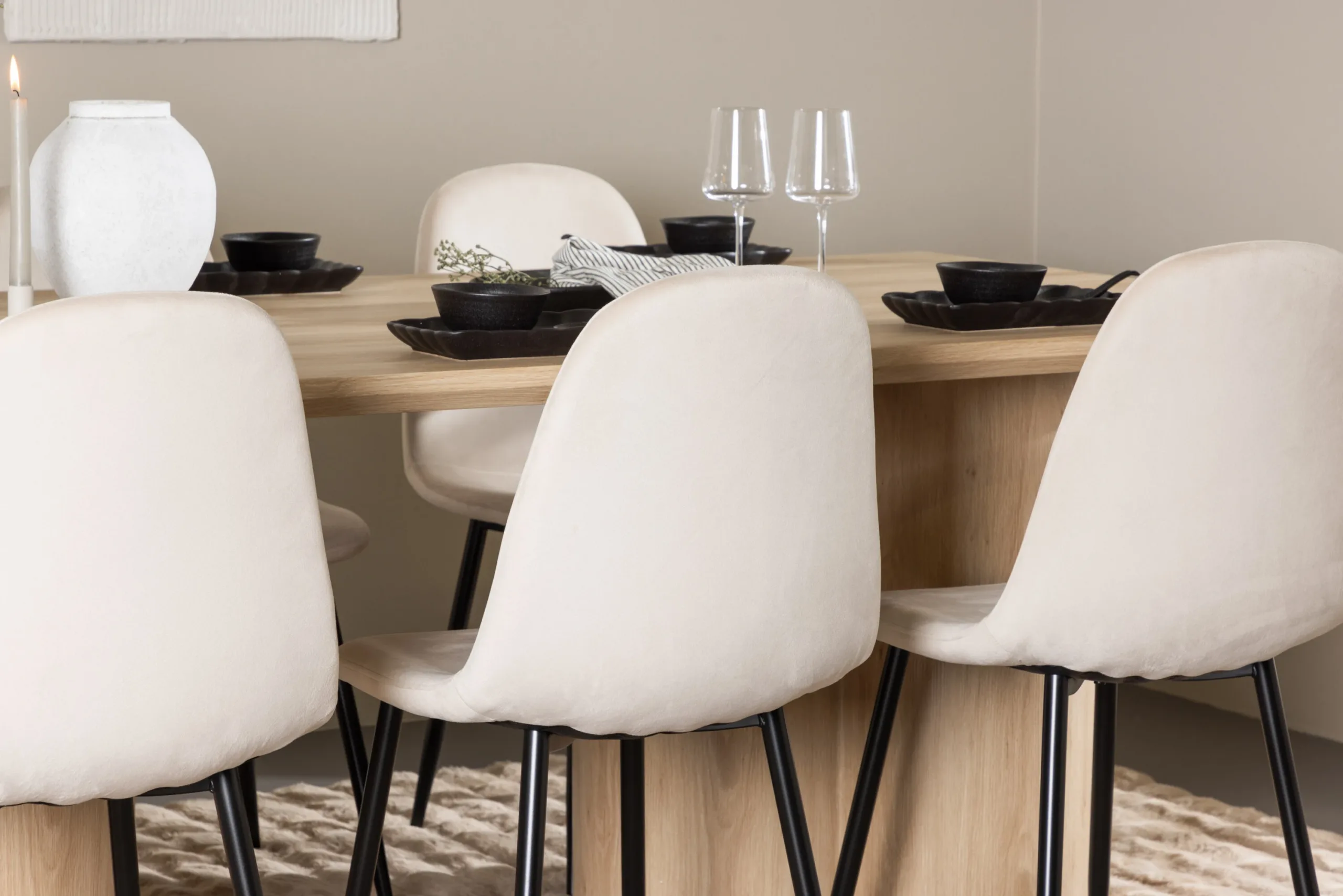 Söögikomplekt Olivia: MDF söögilaud (210x100 cm) ja 6 velvetkattega Polar tooli, looduslik ja beež - GR24549