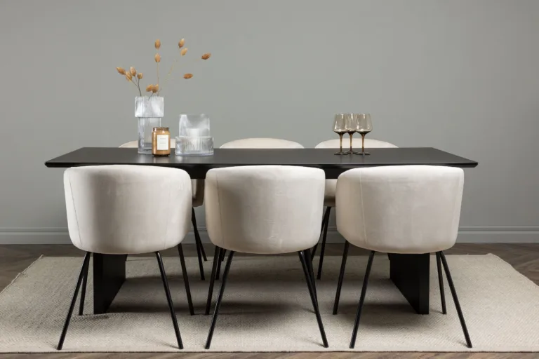 Söögikomplekt Vail laud (must MDF, 200x100 cm) ja 6 velvetist söögitooli Berit (beež, mustad jalad) - GR22908