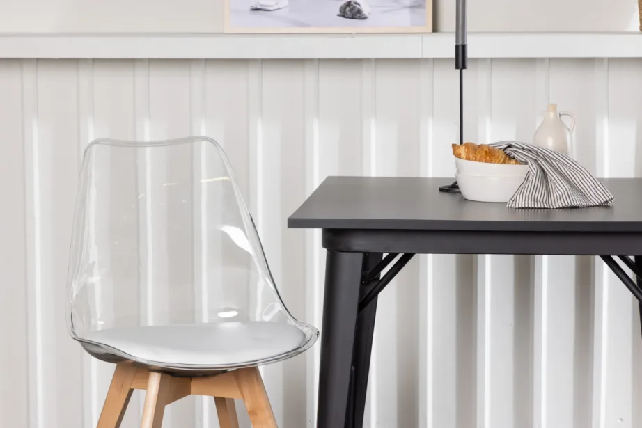 Söögilauakomplekt Tempe musta MDF lauaga ja läbipaistvate Edvin toolidega (valge istmepadi, kasepuu jalad), GR23894 – 9