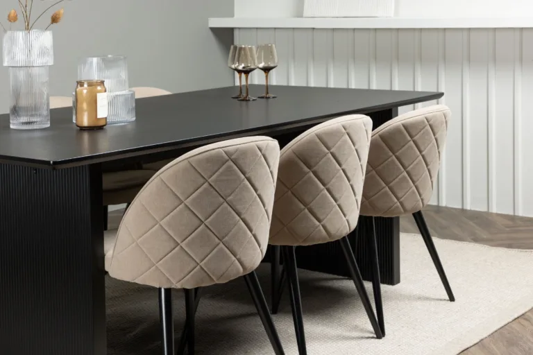 Söögilaud Vail must MDF + Velvet Stitches beež söögitool - GR22906