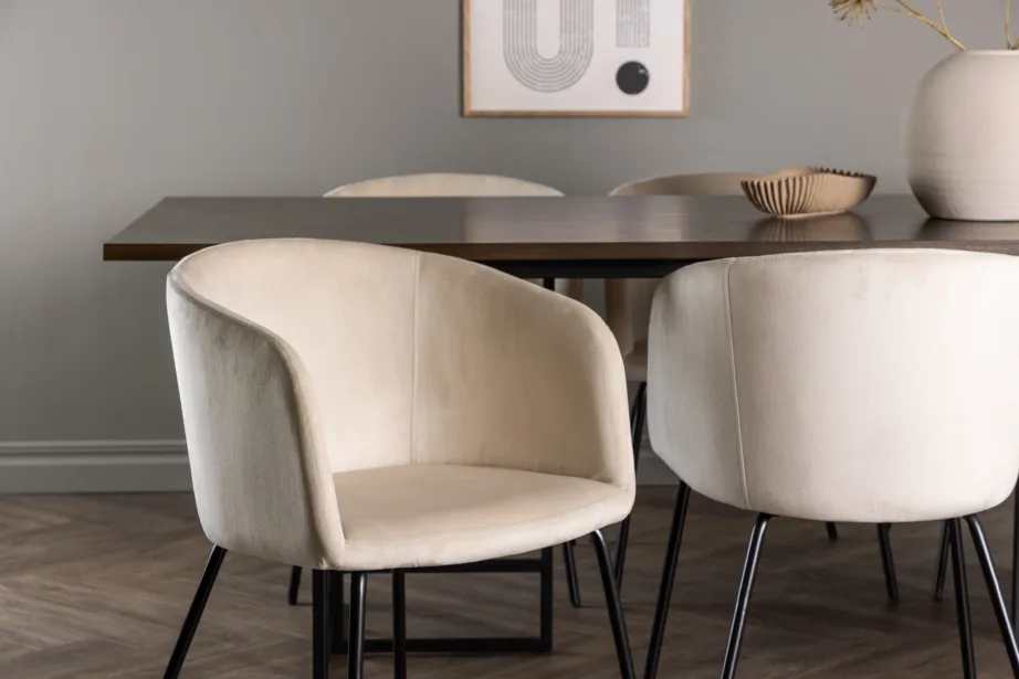 Söögilaud Ystad koos beežide Berit toolidega (tammevineer, must metall, 220×100 cm), GR23760 – 6