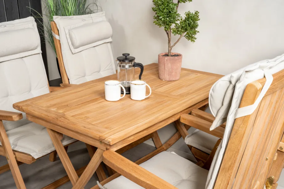 Tiigipuust ristkülikukujuline aiamööbli komplekt Kenya (laud 120×70 cm, 4 kokkupandavat tooli), GR22604 – 10