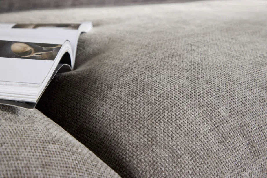 Tumehall polüesterkattega nurgadiivan Amalfi (parempoolne lamamisosa), 61995-105 – 9