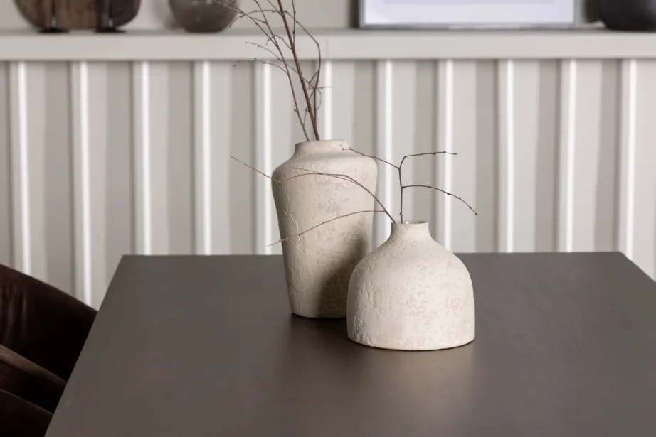 Tumepruun Kaseidon söögilaud ja pruunid polsterdatud Evening toolid (4 tk), kummipuu ja teras, GR23858 – 7