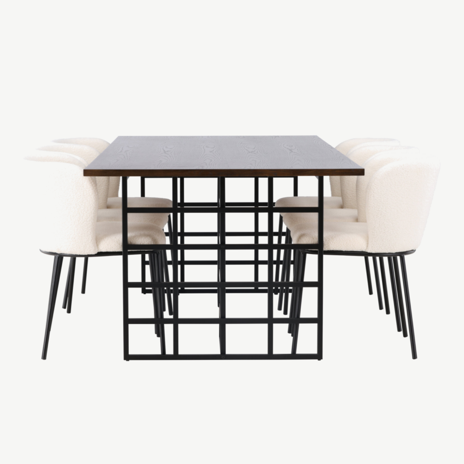 Tumepruun söögilaud Ystad (tammespoon, 220×100 cm) ja polsterdatud söögitool Edina (valge buklee, mustad metalljalad), GR23763 – 3