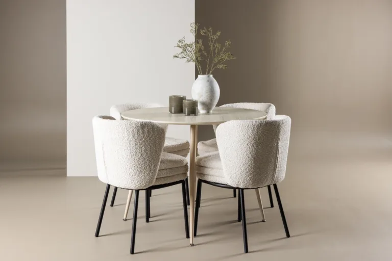Ümar söögilauakomplekt Plaza (valge peits, 4 valget buklee tooli Agnesega) - GR24477