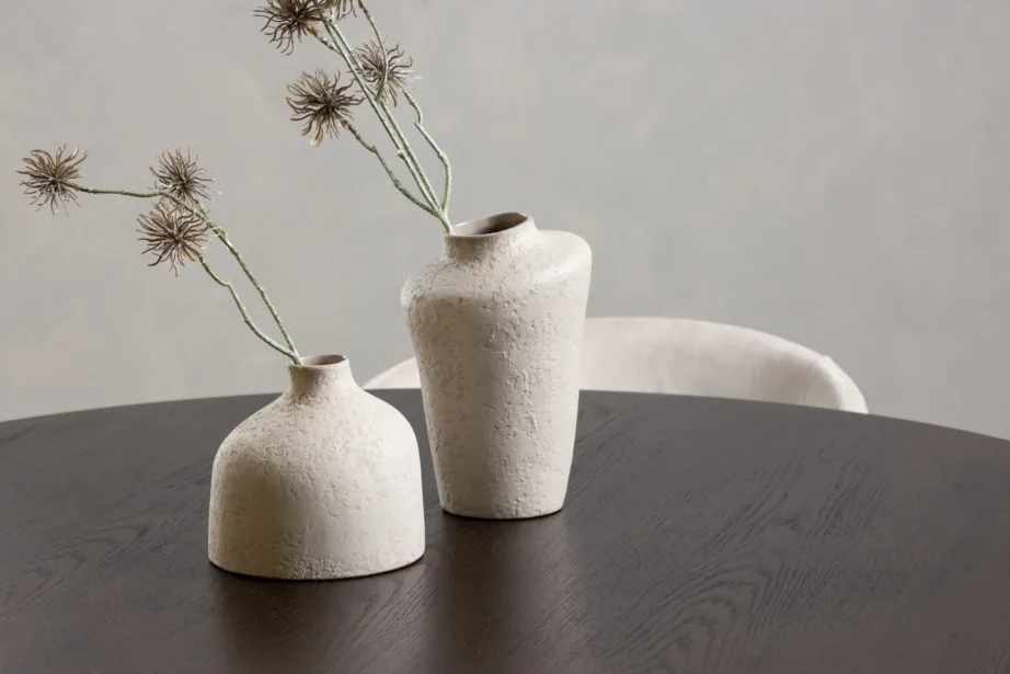 Ümar söögilauakomplekt Stone (mokka viimistlus, must metalljalg) koos Berit samettooli ja beeži kangaga, GR22838 – 10