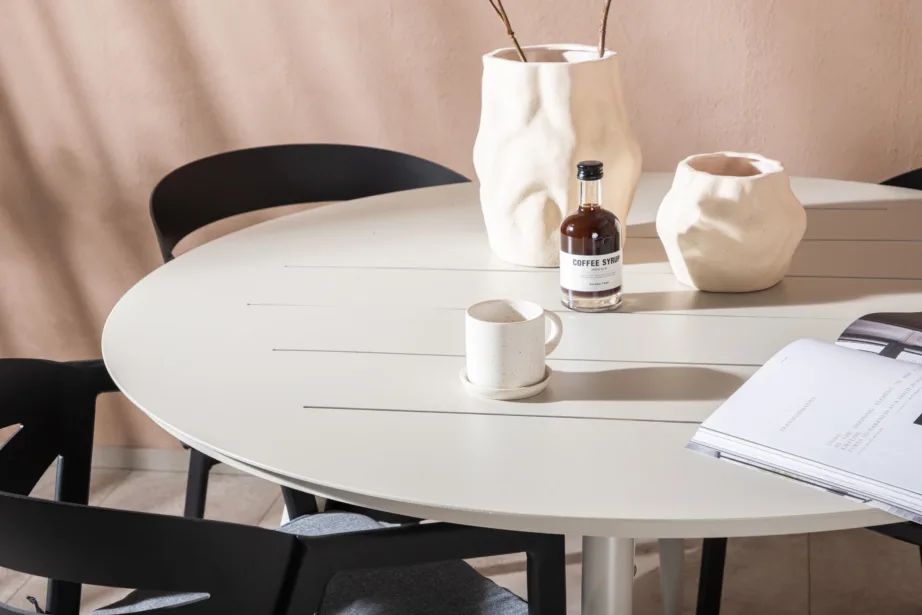 Ümmargune aiamööbli komplekt Lina (alumiinium, beež laud, mustad toolid, istmepatjadega, ø120 cm), GR22739 – 7