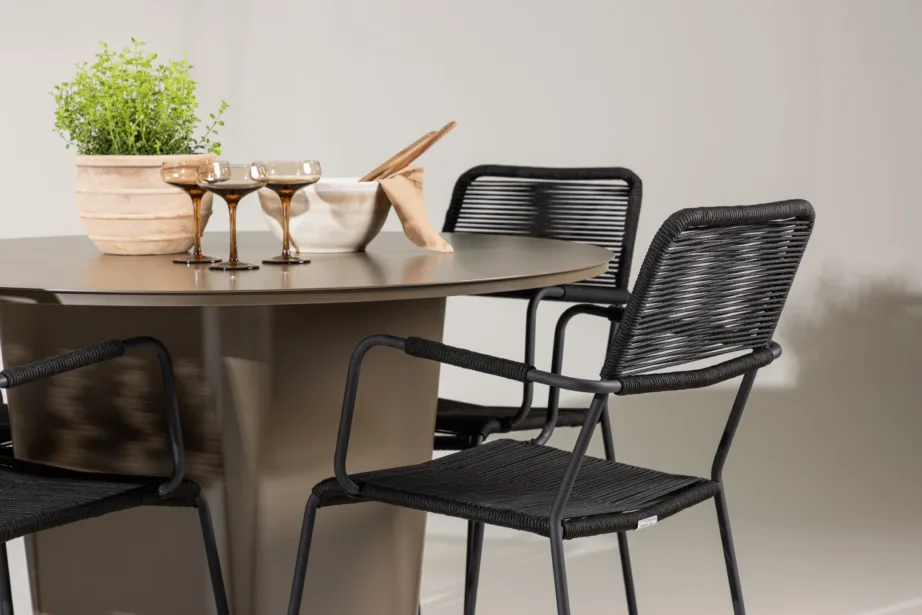 Ümmargune aiamööbli komplekt Santa Fe (alumiiniumist pruun laud, 4 musta köiega terastooli), GR24343 – 9