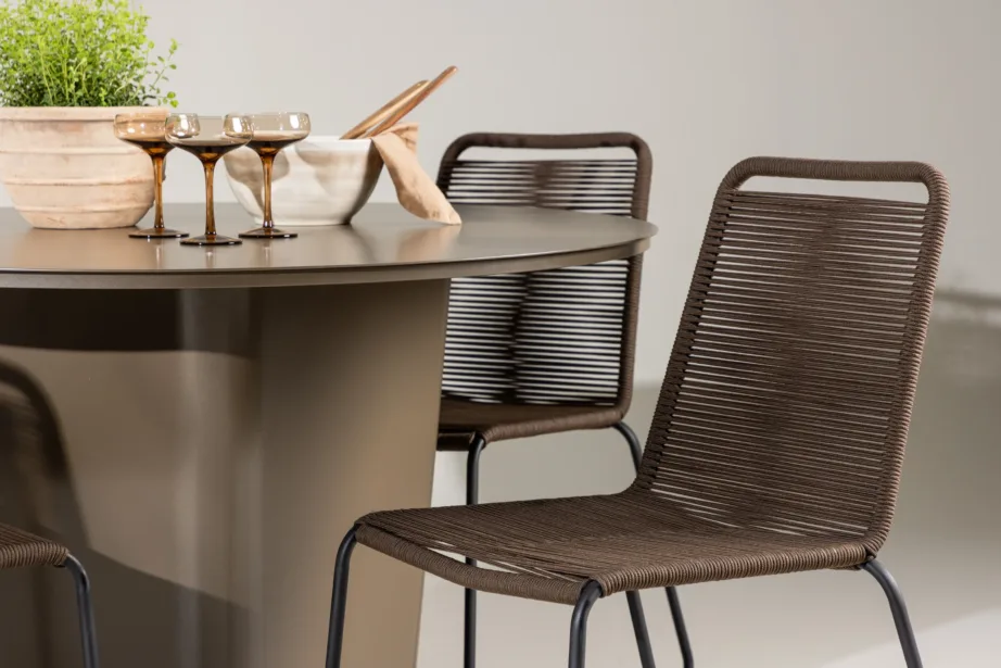 Ümmargune alumiiniumist söögilaud Santa Fe ja neli Lindos tooli (pruun, välikomplekt), GR24338 – 10