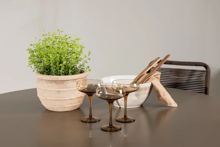 Ümmargune alumiiniumist söögilaud Santa Fe ja neli Lindos tooli (pruun, välikomplekt), GR24338 – 11