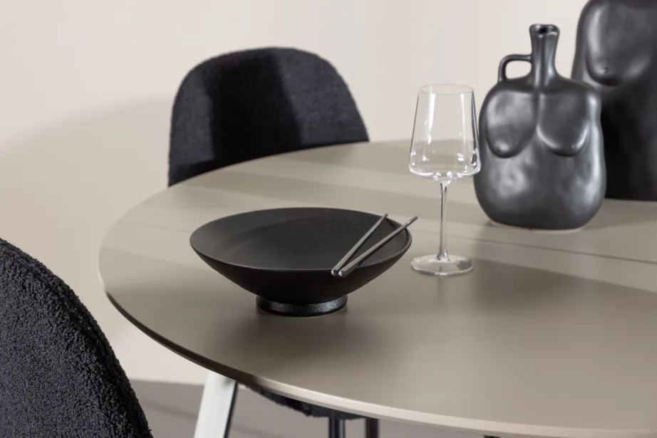 Ümmargune beež MDF söögilaud Plaza ja 4 musta buklee kangaga tooli Polar, GR24403 – 10