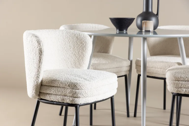 Ümmargune hall MDF söögilaud Plaza ja 4 valgest bukleest tooli Agnes - GR24370