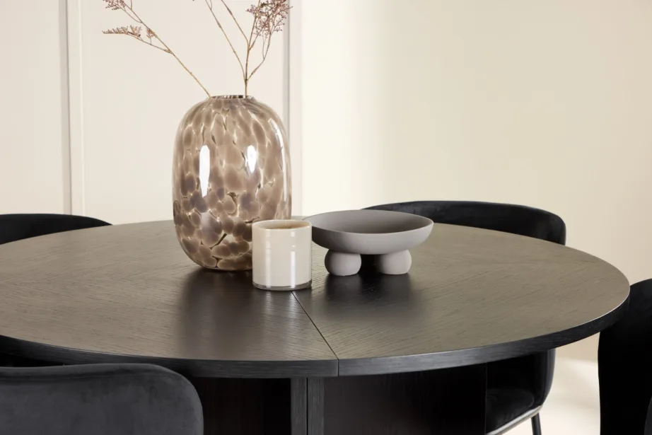 Ümmargune must pikendatav söögilauakomplekt Strada koos 4 Edina sametist tooliga, Ø120/170 cm, GR24725 – 10