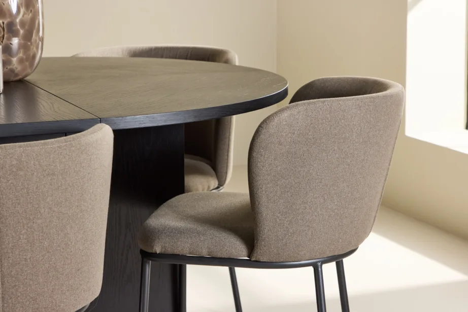 Ümmargune must söögilauakomplekt – pikendatav laud ⌀120/170 cm ja 6 pruuni linase kattega tooli (Strada, Edina), GR24728 – 9