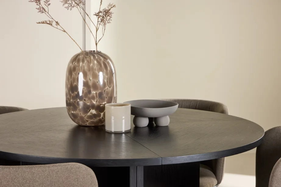 Ümmargune must söögilauakomplekt pikendatava lauaga ⌀120/170 cm ja 4 pruuni polüesterlinase kattega tooli (Strada, Edina), GR24727 – 10