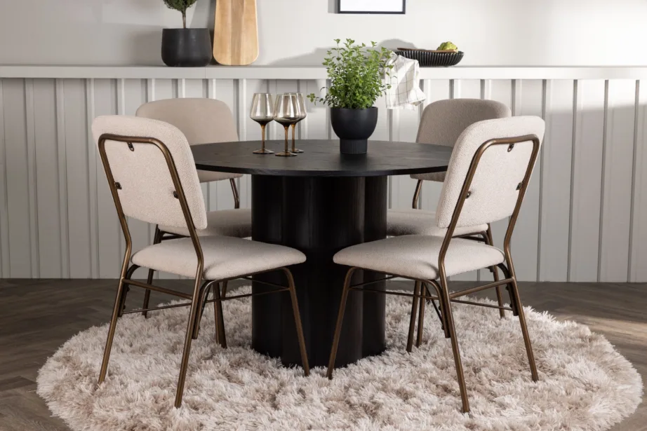 Ümmargune must söögilaud Olivia ja beežid terasraamiga toolid Seda, GR23834 – 4